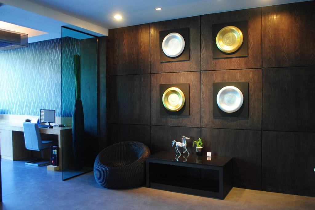 Inn Place Serviced Residence Pattaya Exteriör bild