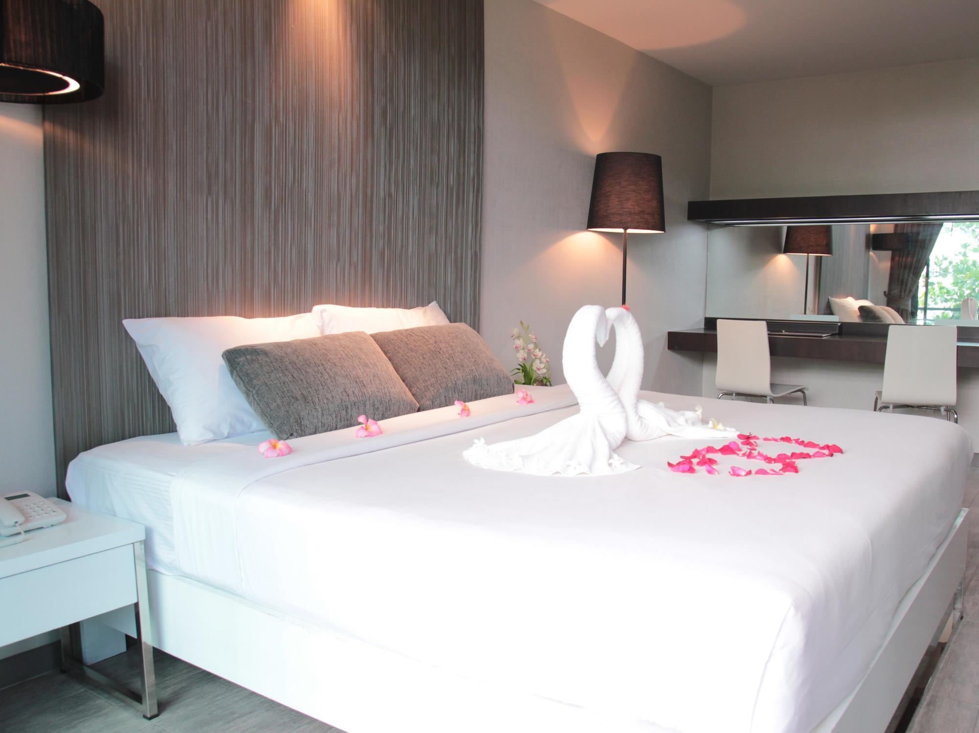 Inn Place Serviced Residence Pattaya Exteriör bild