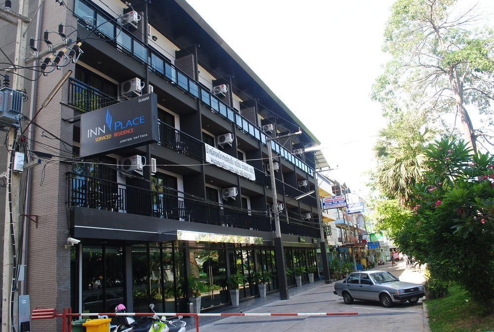 Inn Place Serviced Residence Pattaya Exteriör bild