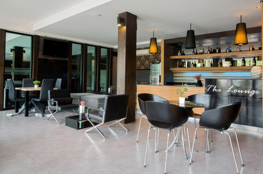 Inn Place Serviced Residence Pattaya Exteriör bild
