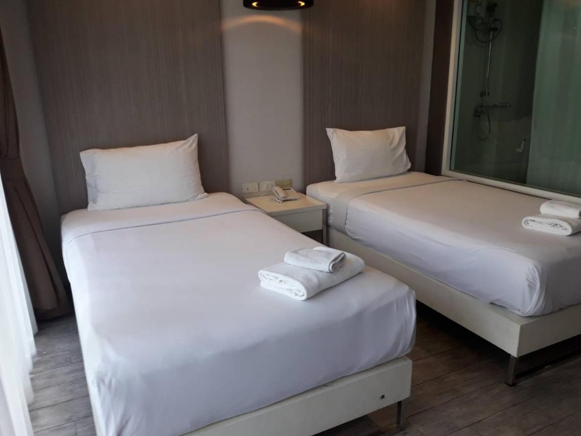 Inn Place Serviced Residence Pattaya Exteriör bild